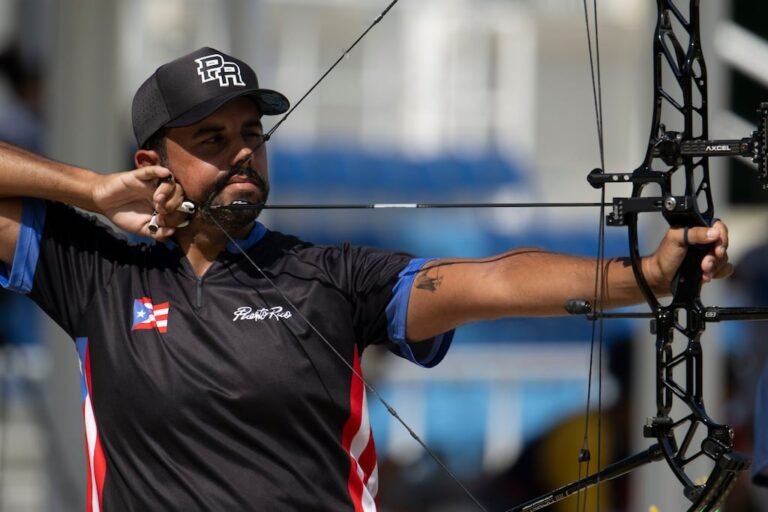 Jean Pizarro oro tiro con arco