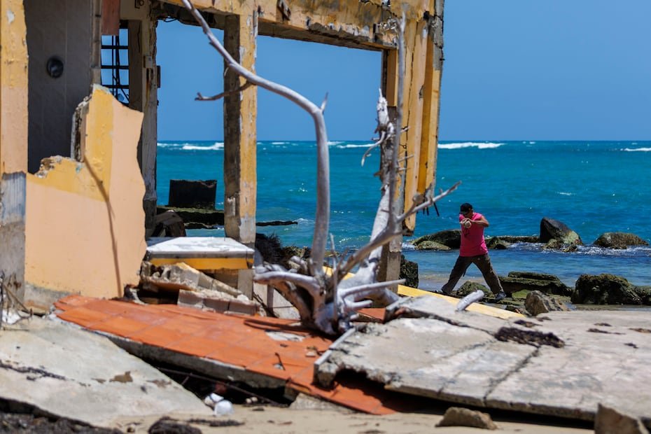 “La condición existente representa un riesgo real e inminente para la vida, salud y propiedad de los ciudadanos del área particular, así como para la integridad de los recursos naturales costeros de Puerto Rico”, reza el documento.