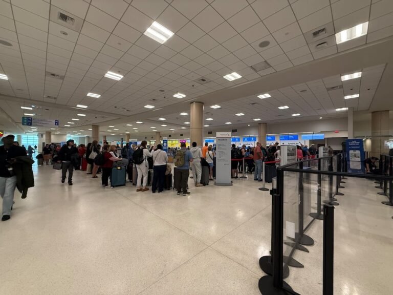 cancelaciones en el aeropuerto