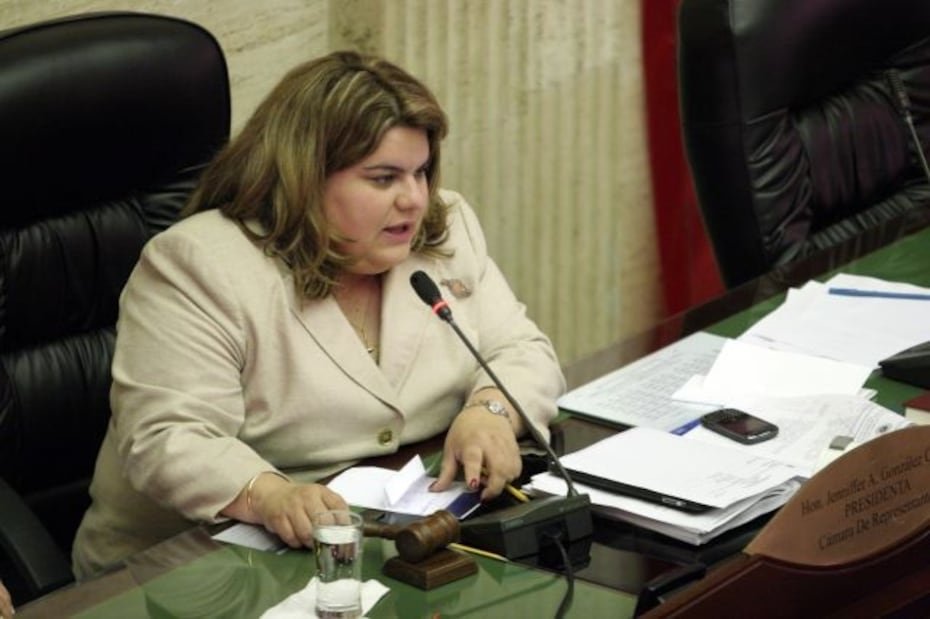Jenniffer González comenzó su carrera política como representante en 2002. En esta foto, fungía como presidenta de la Cámara de Representantes durante el gobierno de Luis Fortuño.