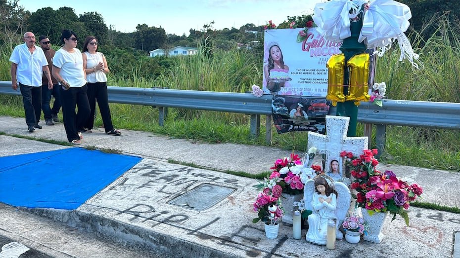 El veredicto desbordó las emociones en la sala. Mientras algunos familiares de la acusada abandonaron el recinto entre lágrimas, los allegados de la víctima se abrazaron. Entre el llanto y el alivio, una voz retumbó con fuerza: “Se hizo justicia”.