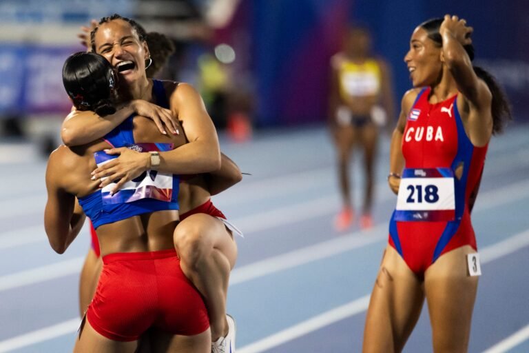 relevo femenino 4x100