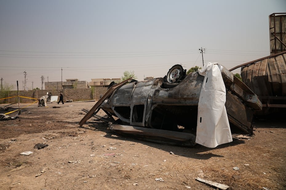 Los bombardeos estadounidenses y saudíes impactaron instalaciones de las Fuerzas de Movilización Popular, una coalición de grupos armados principalmente chiíes vinculados con Irán.