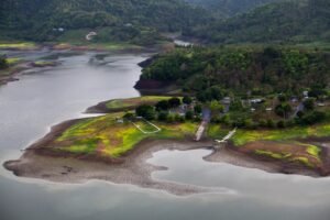 niveles de embalses en Puerto Rico