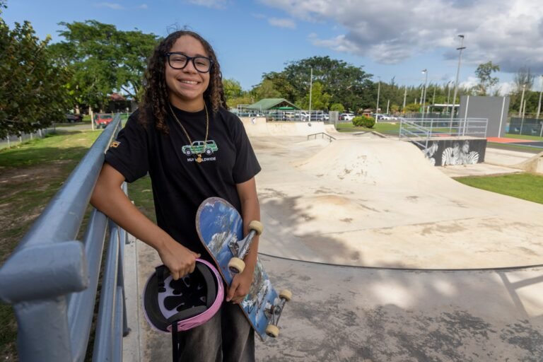 Esmeralda Butler skateboard