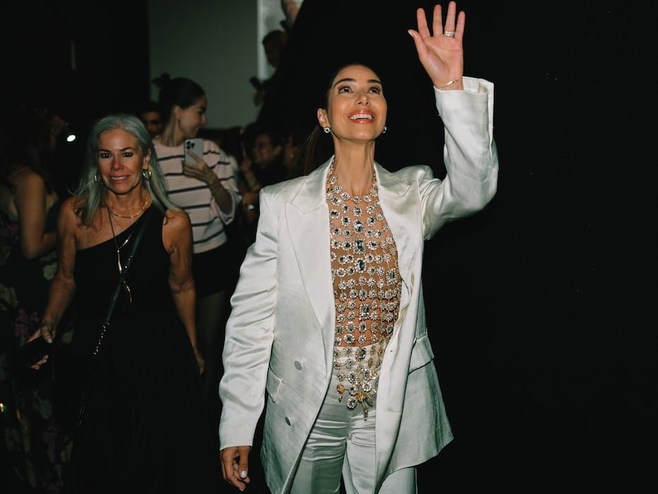 La directora y guionista Roselyn Sánchez saludó a los presentes.