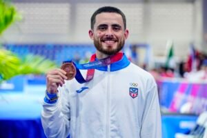 Luis Torres karate bronce